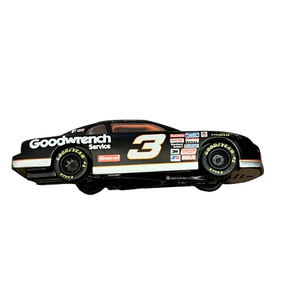 1996 Dale Earnhardt HASBRO‎ NASCAR #3 Chevy Goodwrench Plus Car - Picture 3 of 4